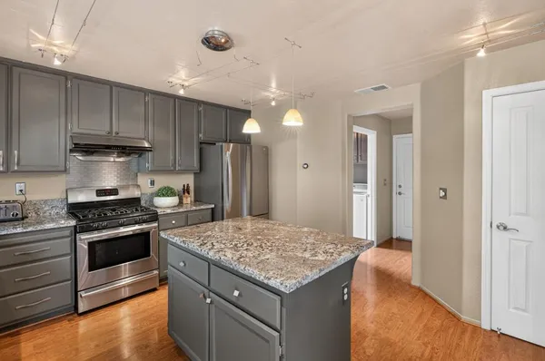 $627,000 | 3025 Turnbuckle Circle, Elk Grove, CA 95758