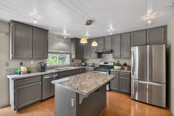 $627,000 | 3025 Turnbuckle Circle, Elk Grove, CA 95758