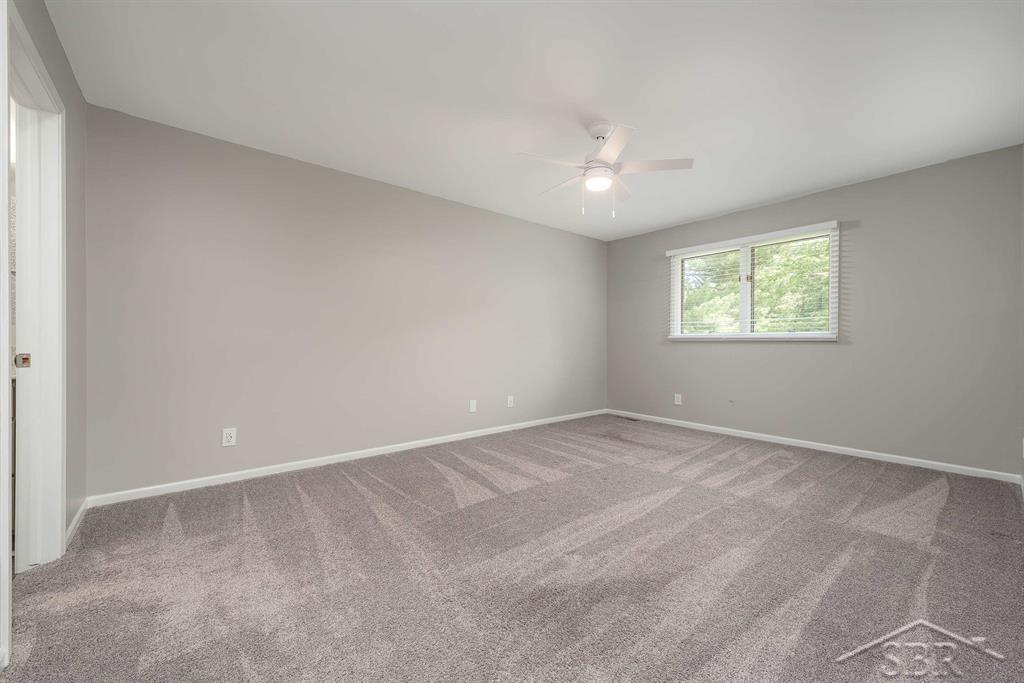 1416 Pheasant Ridge Drive Midland, MI 48640 - Photo 23 of 42