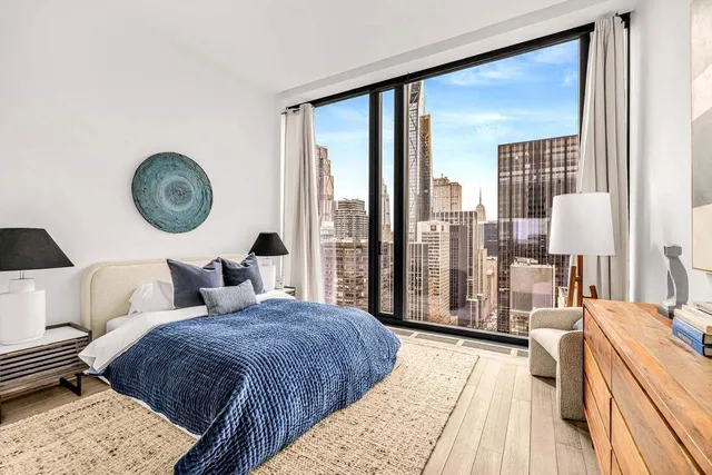 $18,250,000 | 111 West 57th Street, Unit 36 | Midtown Central