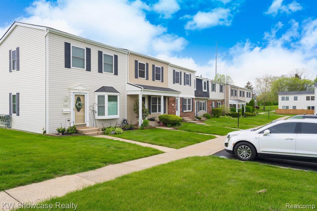 1141 Marquette Court Rochester Hills, MI 48307 - Photo 4 of 34