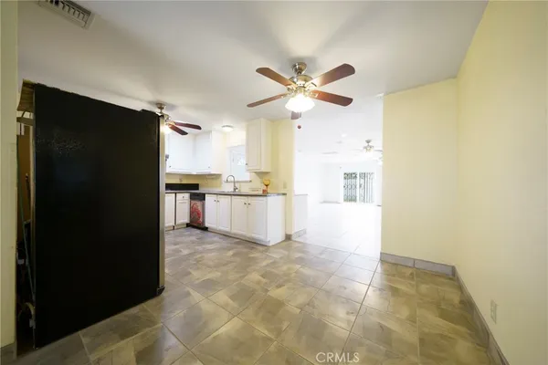 $450,000 | 11020 Viento Place, Apple Valley, CA 92308