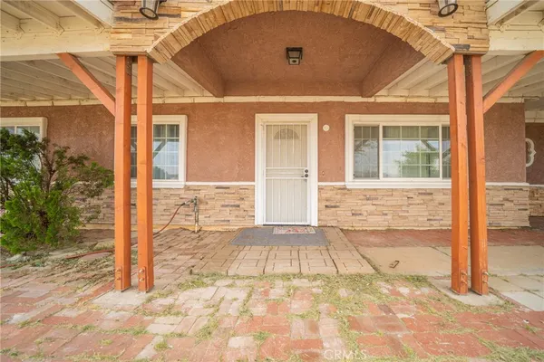 $450,000 | 11020 Viento Place, Apple Valley, CA 92308