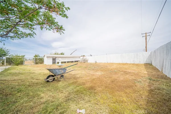 $450,000 | 11020 Viento Place, Apple Valley, CA 92308