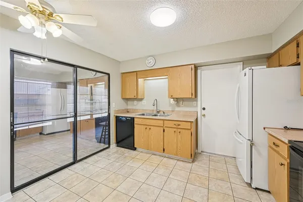 $265,000 | 201 Stonehouse Court, Sun City Center, FL 33573