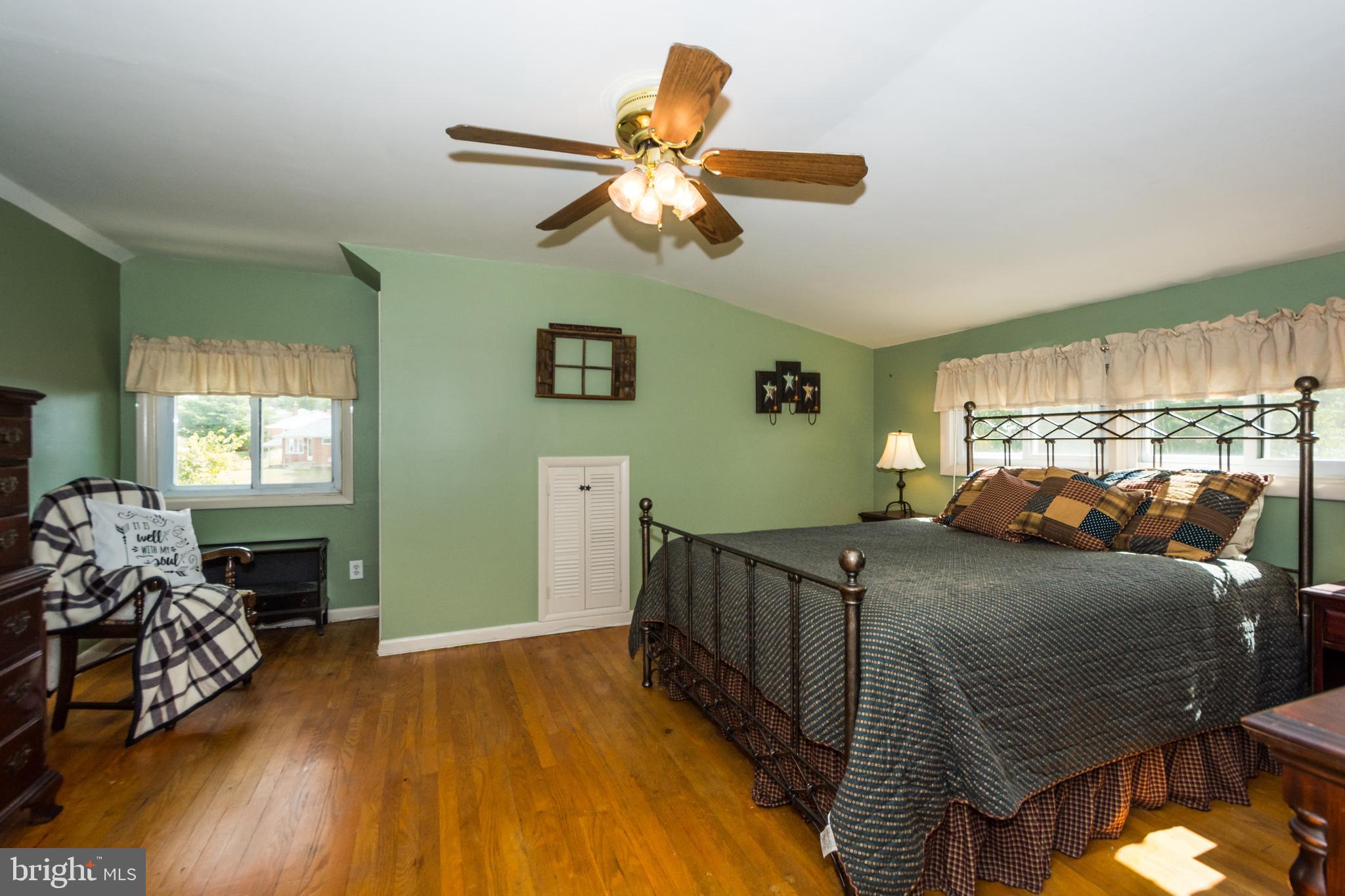 8403 Avery Road Baltimore, MD 21237 - Photo 22 of 31 Plenty of Natural Light