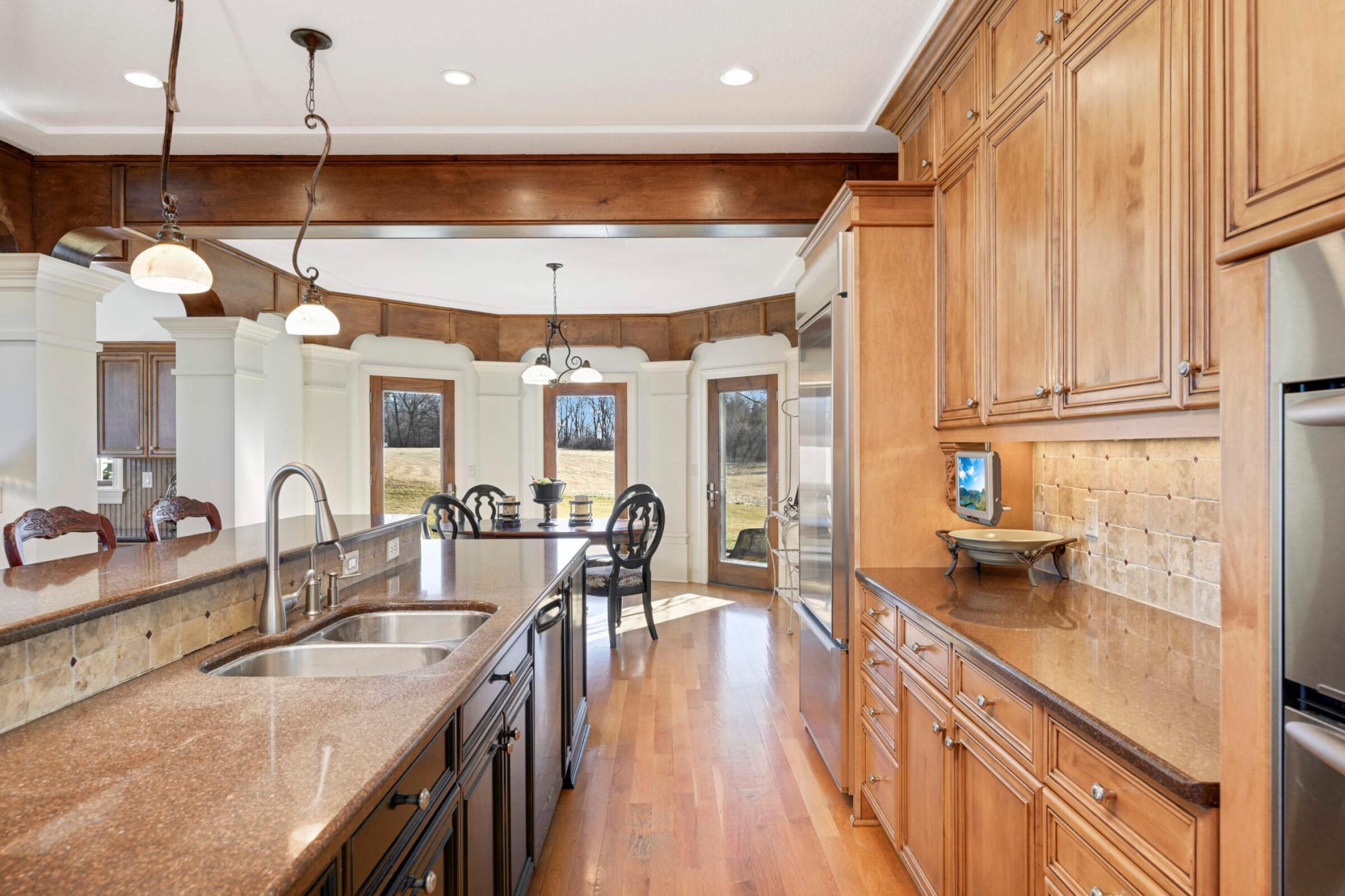 6245 Waldmar Way Maple Plain, MN 55359 - Photo 10 of 37