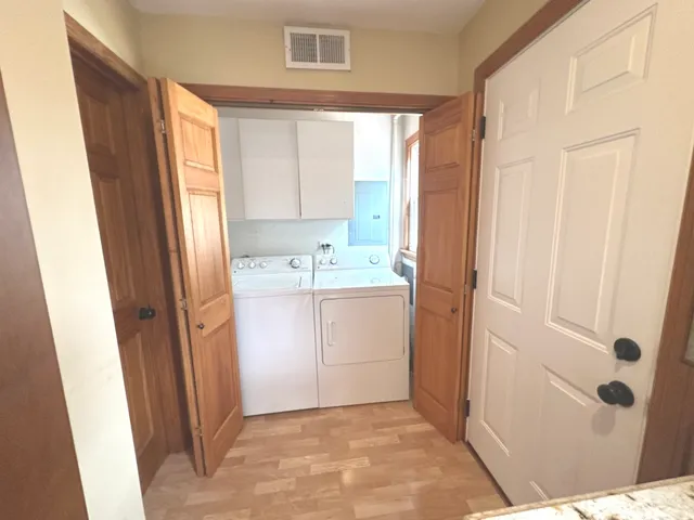 $2,475 | 1207 South Sumner Street, Wheaton, IL 60189