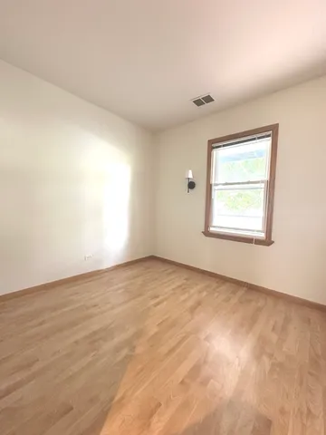 $2,475 | 1207 South Sumner Street, Wheaton, IL 60189