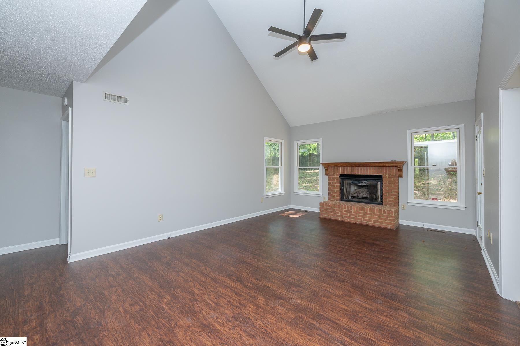 10 Fox Ridge Way Taylors, SC 29687 - Photo 9 of 38 Gallery Image 9