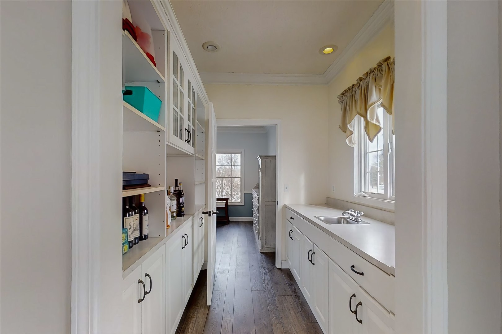 4 Cloverhill Circle Bloomington, IL 61705 - Photo 28 of 63 a spacious bathroom with a double vanity sink a mirror and a shower