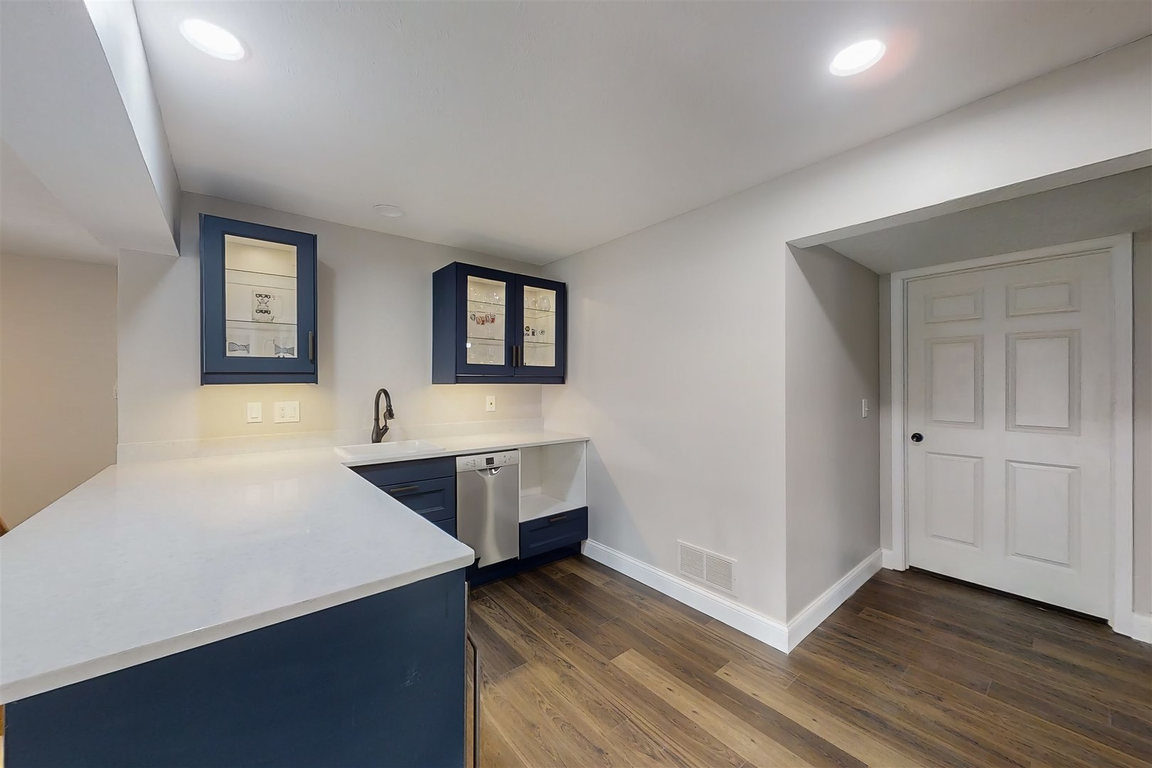 4 Cloverhill Circle Bloomington, IL 61705 - Photo 54 of 63