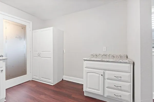 $1,745 | 5729 Blackmore Avenue, Fort Worth, TX 76107