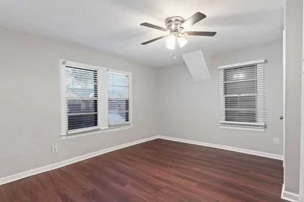 $1,745 | 5729 Blackmore Avenue, Fort Worth, TX 76107