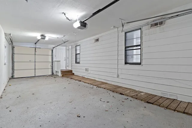 $1,895 | 5729 Blackmore Avenue, Fort Worth, TX 76107