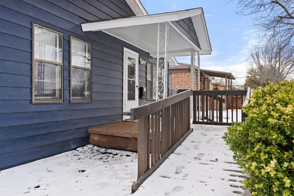 $1,745 | 5729 Blackmore Avenue, Fort Worth, TX 76107