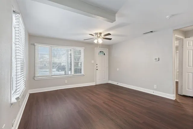 $1,895 | 5729 Blackmore Avenue, Fort Worth, TX 76107