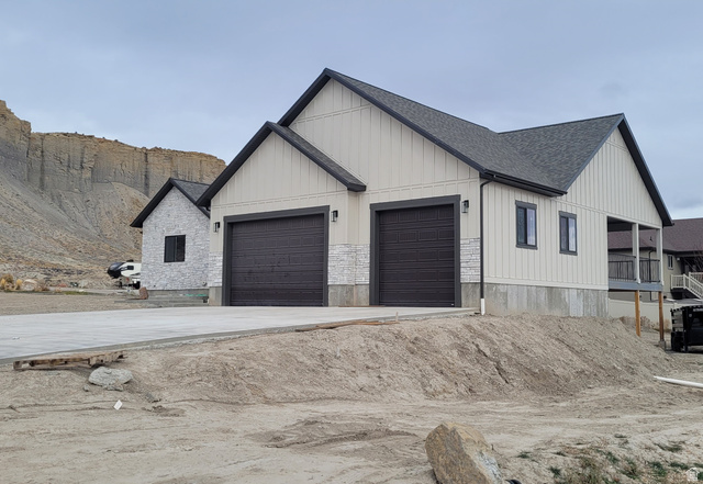 1363 Shelby Lane Helper, UT 84526 - Photo 4 of 43