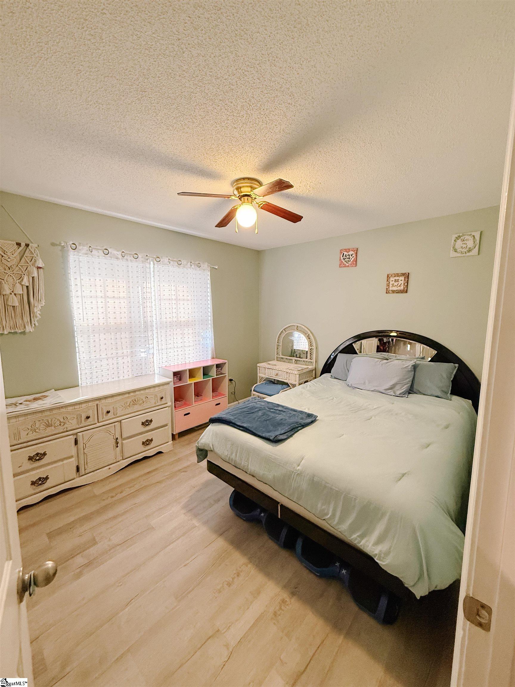 502 East Hampton Street Anderson, SC 29624 - Photo 12 of 16