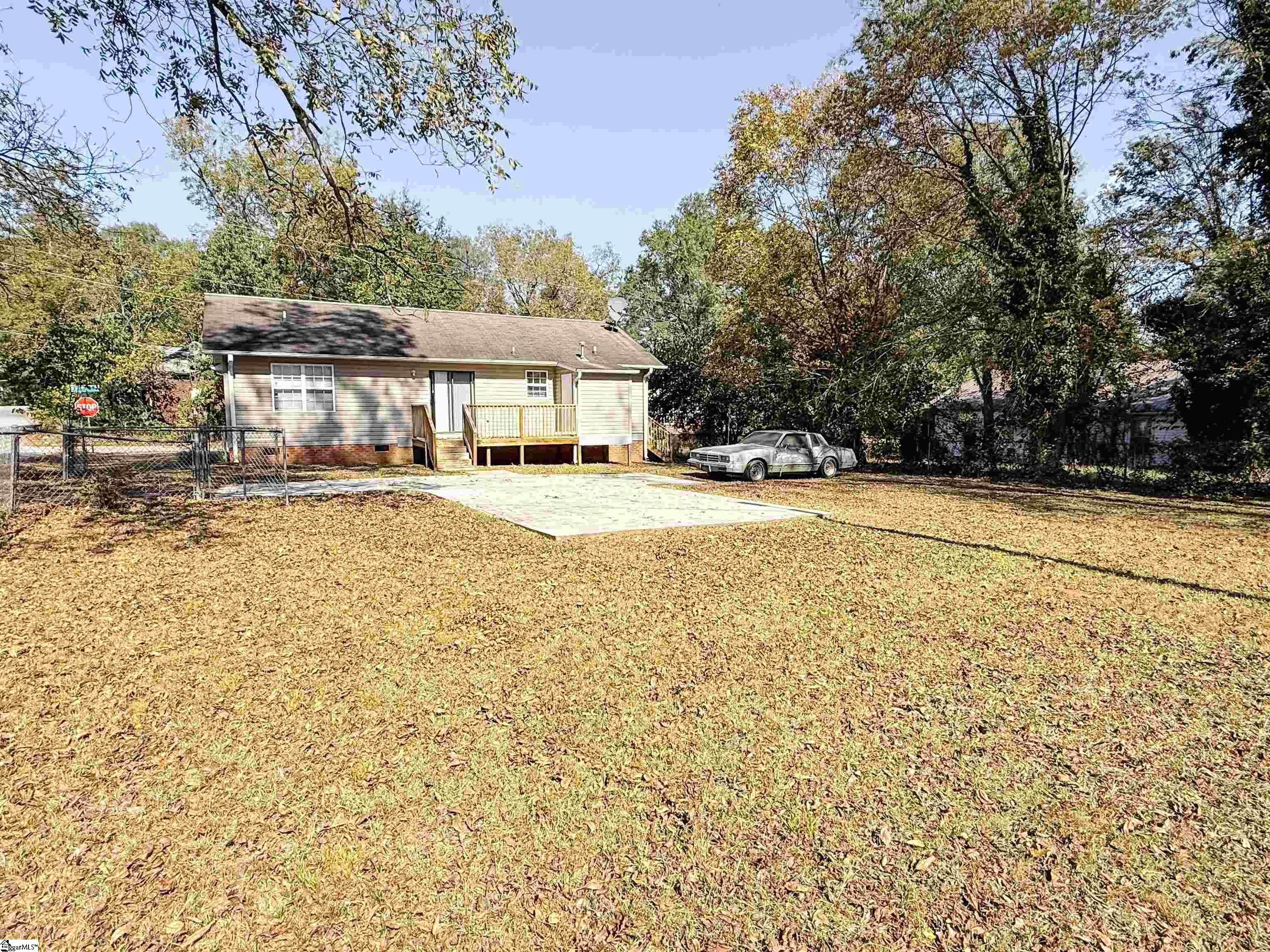 502 East Hampton Street Anderson, SC 29624 - Photo 15 of 16