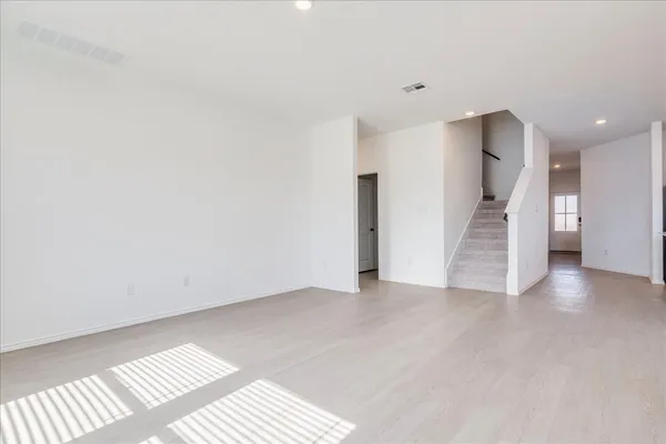 $2,375 | 238 Dreyer, Kyle, TX 78640