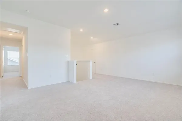 $2,375 | 238 Dreyer, Kyle, TX 78640