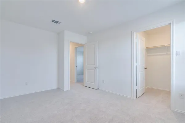 $2,375 | 238 Dreyer, Kyle, TX 78640