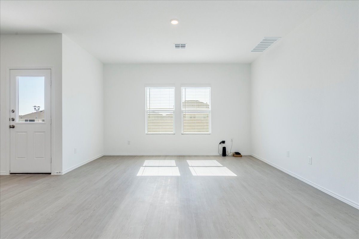 238 Dreyer Kyle, TX 78640 - Photo 9 of 30