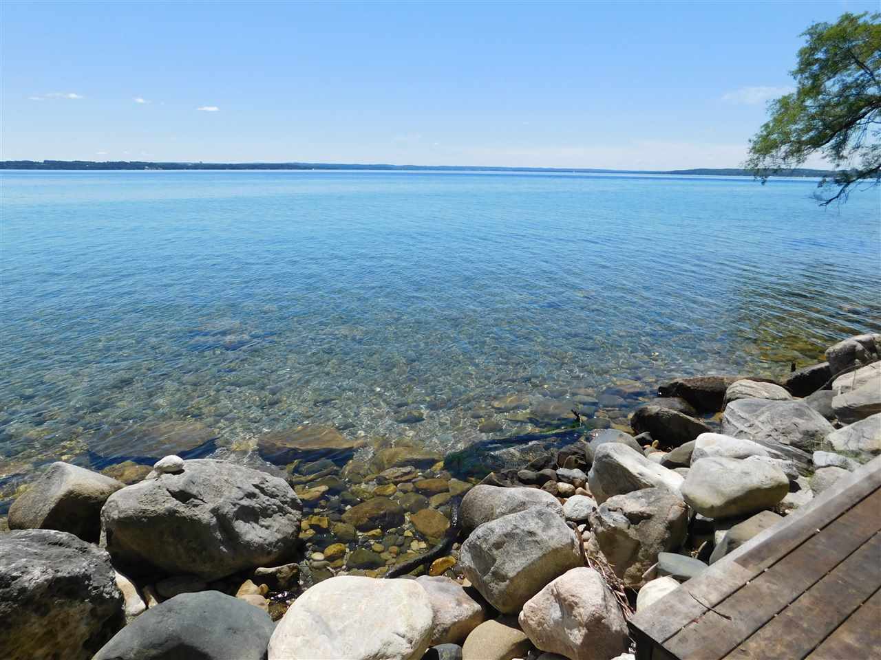 11171 Bluff Road Traverse City, MI 49686 - Photo 25 of 62 1877598-24.JPG