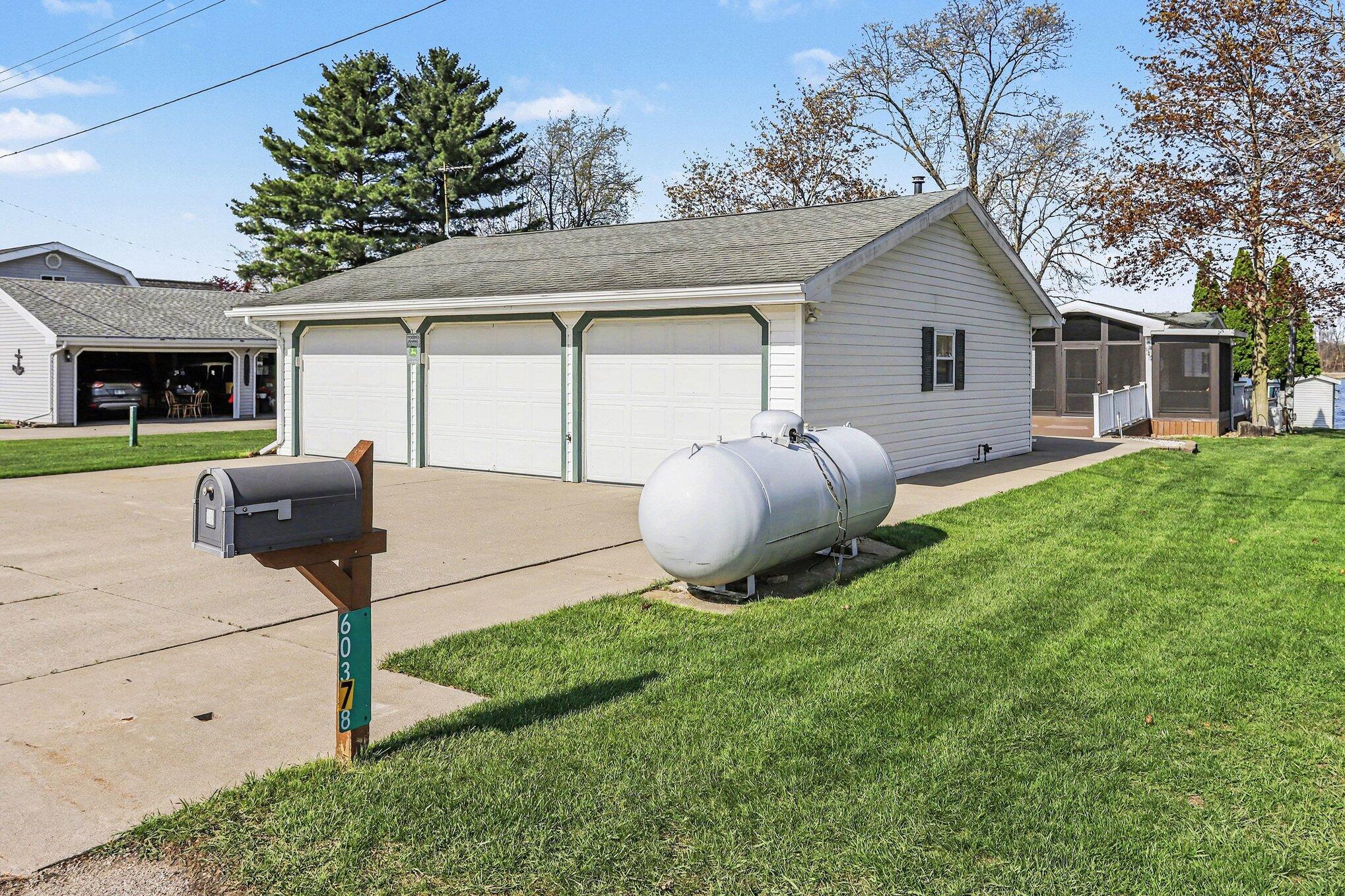 60378 Custer Valley Road Colon, MI 49040 - Photo 15 of 26 016_file_7042