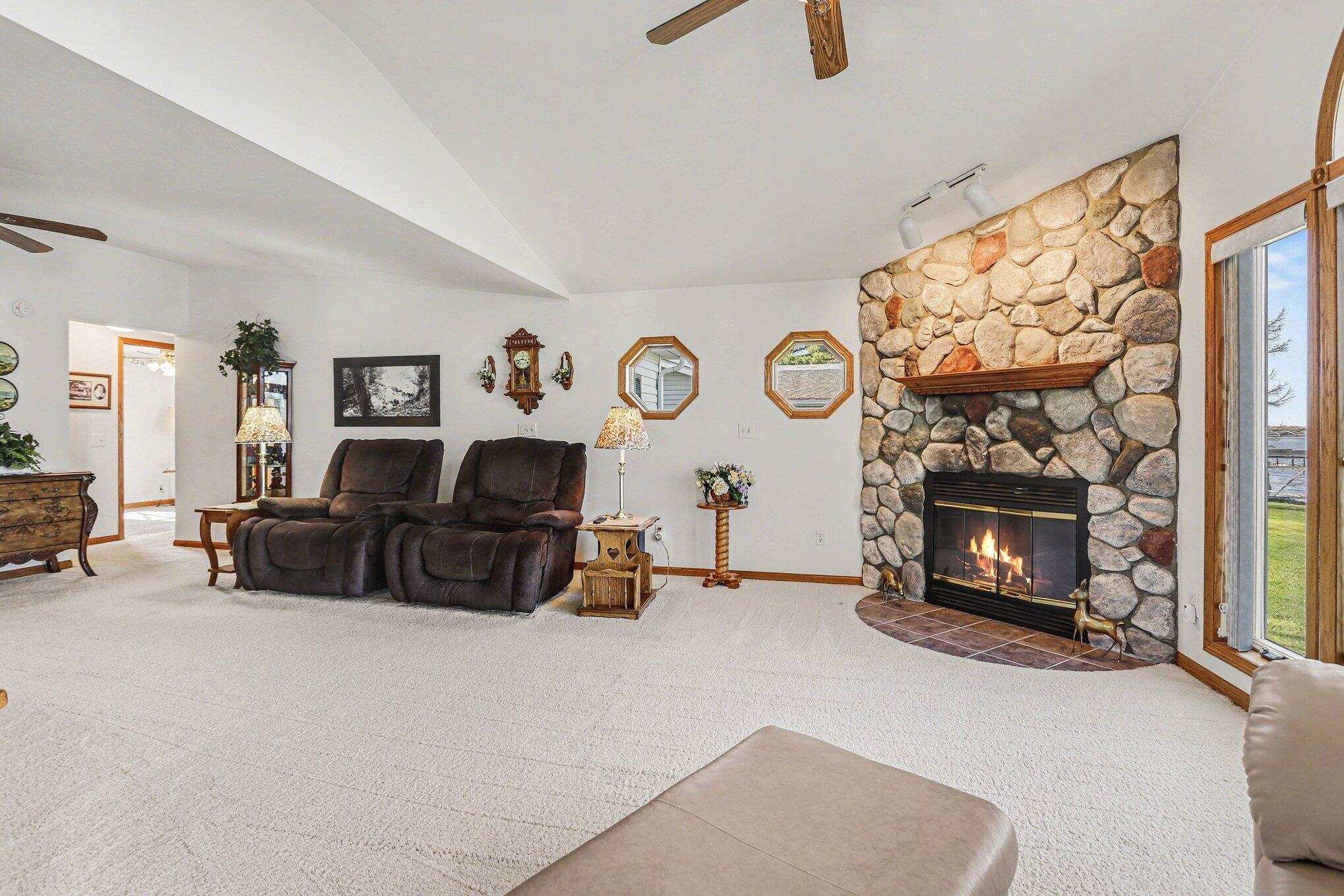 60378 Custer Valley Road Colon, MI 49040 - Photo 4 of 26 004_file_5811