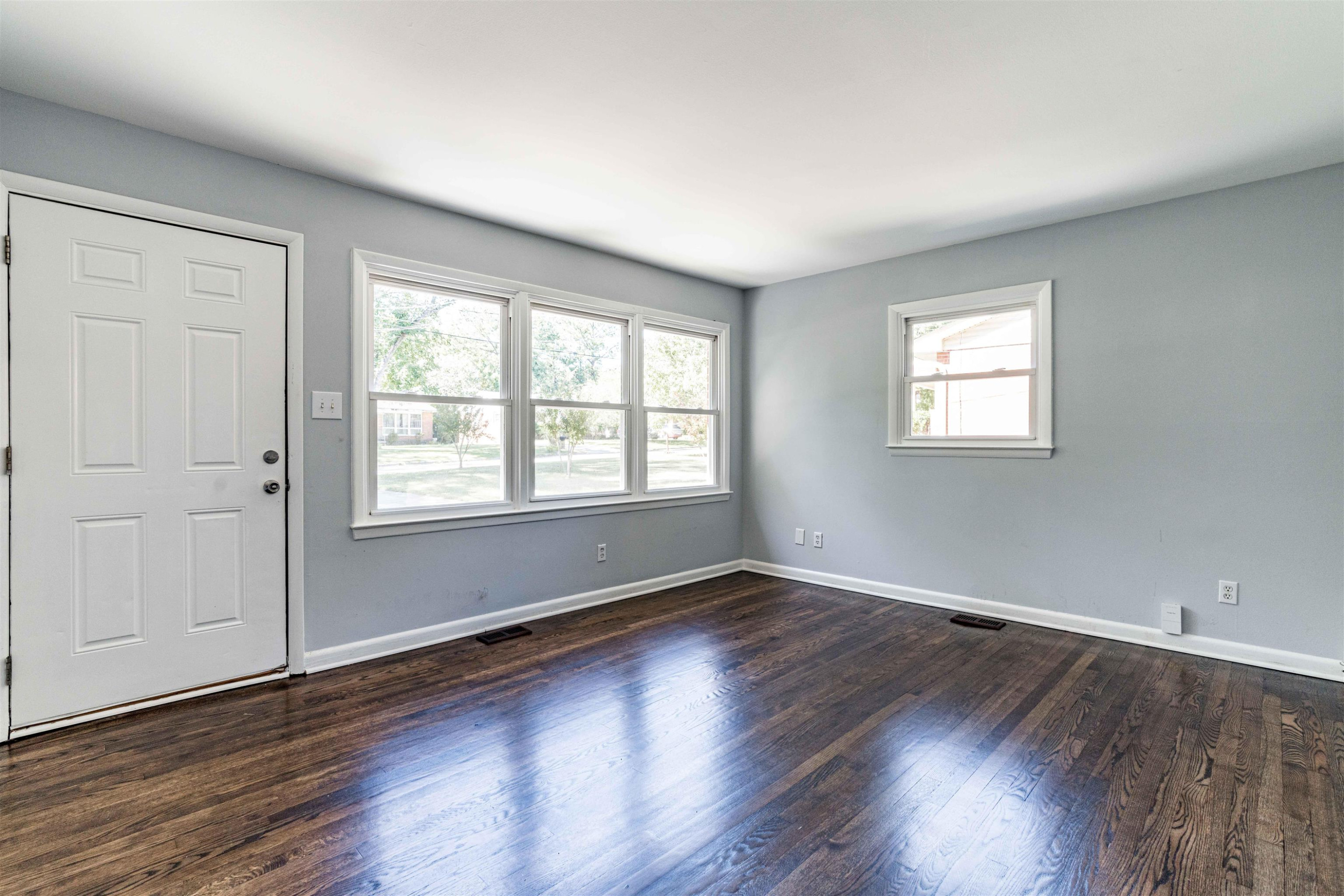 913 Weston Street Raleigh, NC 27610 - Photo 5 of 22 Photo 5