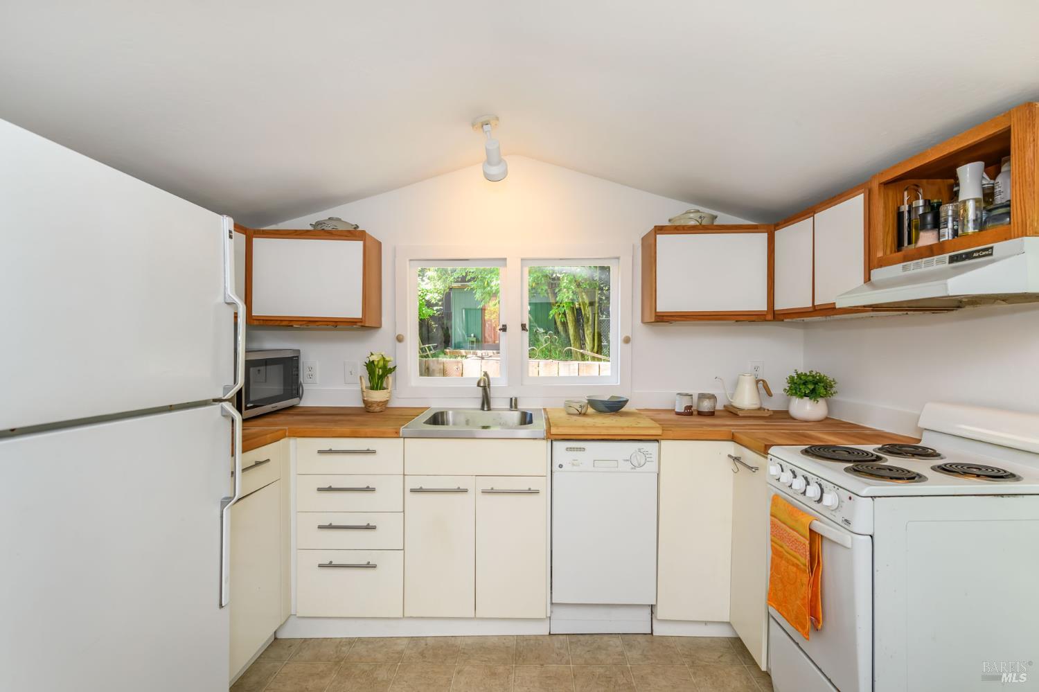 111 C Street San Rafael, CA 94901 - Photo 33 of 39
