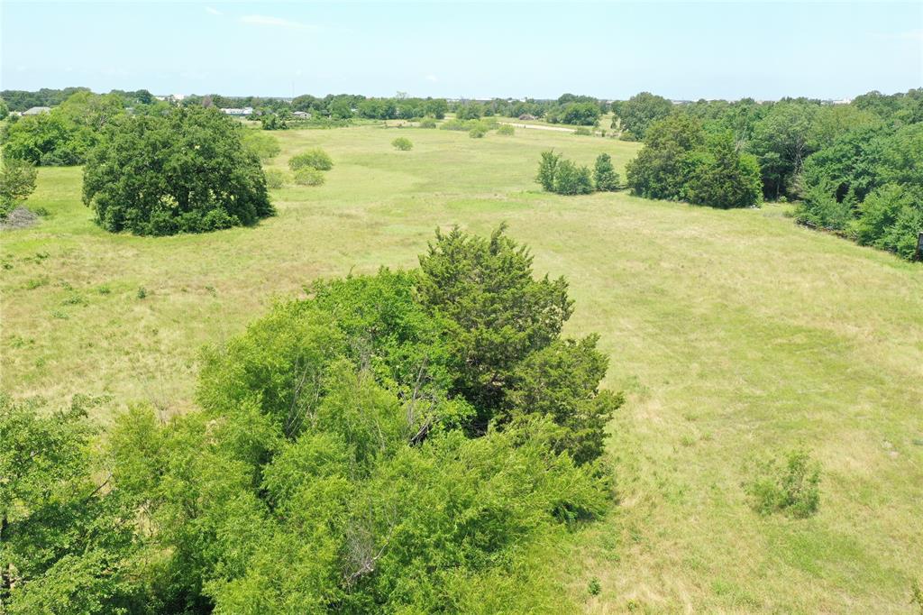 381 Paddock Drive, Unit D Mabank, TX 75156 - Photo 3 of 20