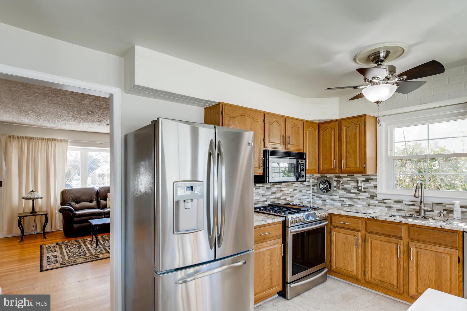 9008 Lodi Road Baltimore, MD 21236 - Photo 8 of 27 KITCHEN