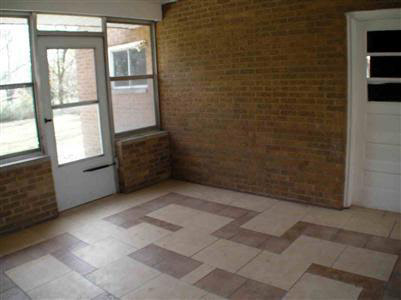 2060 Covert Road Burton, MI 48509 - Photo 10 of 11 20178552-9.JPG