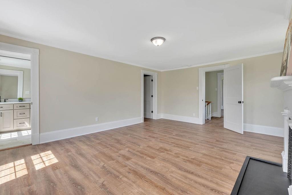 800 River Road Beaver, PA 15009 - Photo 29 of 47 a view of an empty room and window