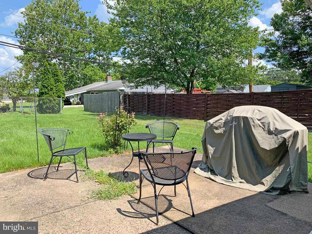 10 Beechtree Road Levittown, PA 19057 - Photo 16 of 18 Backyard Patio
