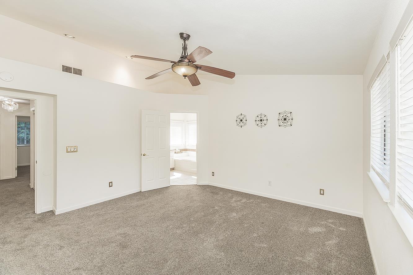 837 East Buckhill Road Fresno, CA 93720 - Photo 22 of 55
