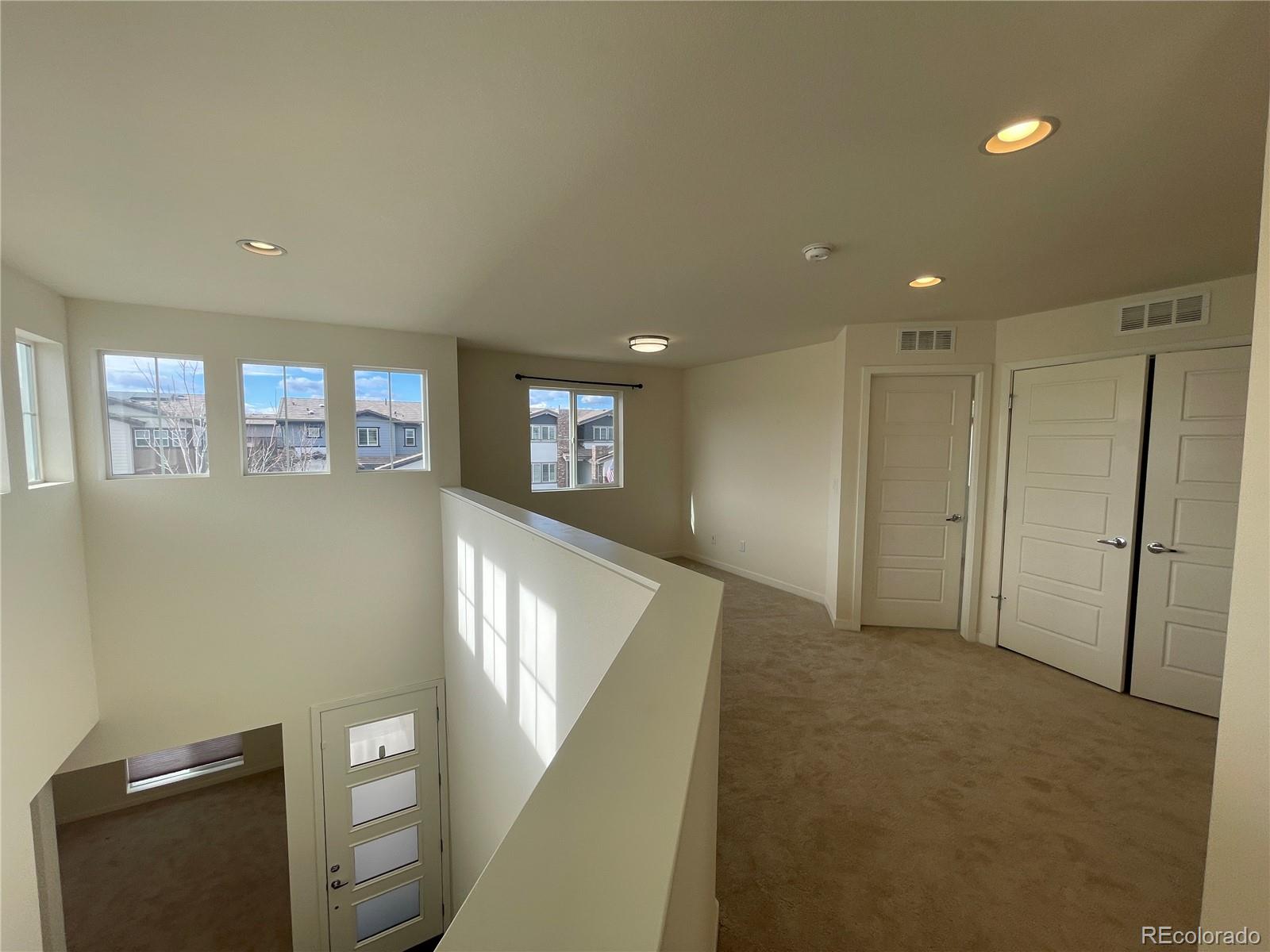 10951 Touchstone Loop Parker, CO 80134 - Photo 5 of 35