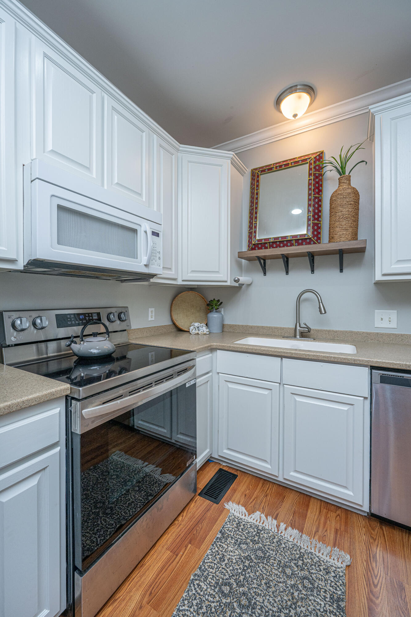 118 Congress Street, Unit B Charleston, SC 29403 - Photo 14 of 32 318CongressStUnitB013