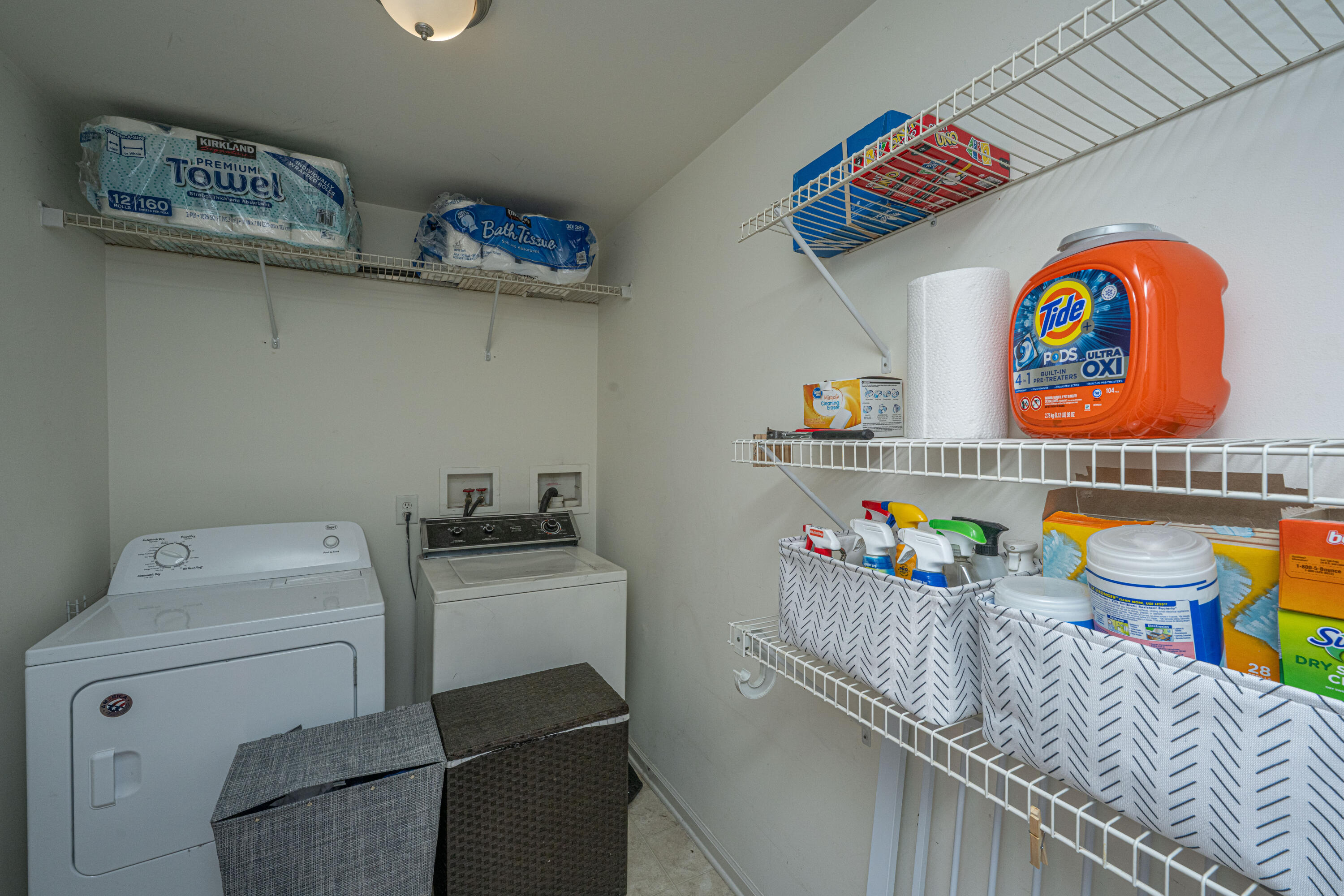 118 Congress Street, Unit B Charleston, SC 29403 - Photo 29 of 32 Large laundry room and storage area