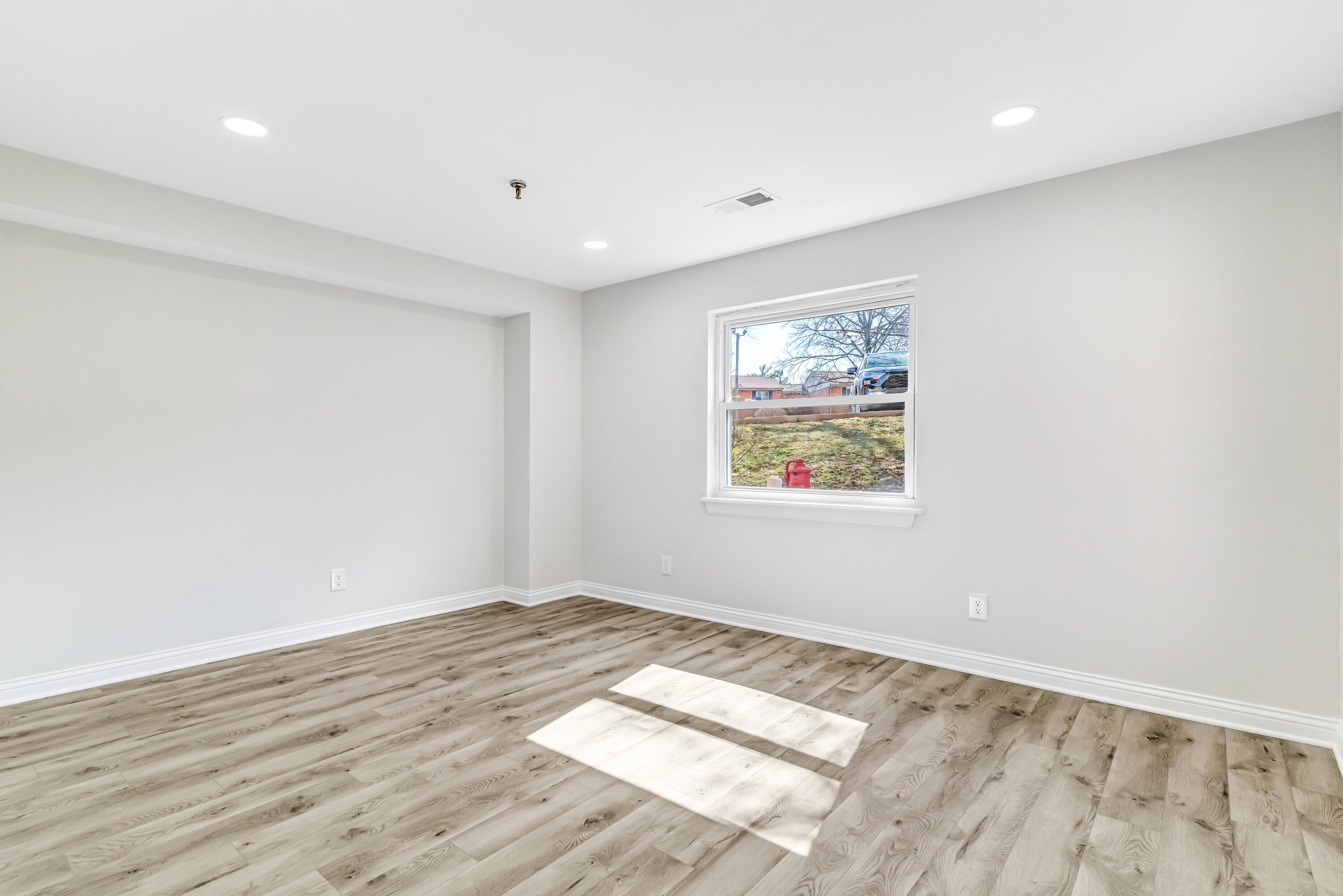 421 Redding Road, Unit 73 Lexington, KY 40517 - Photo 18 of 27 18