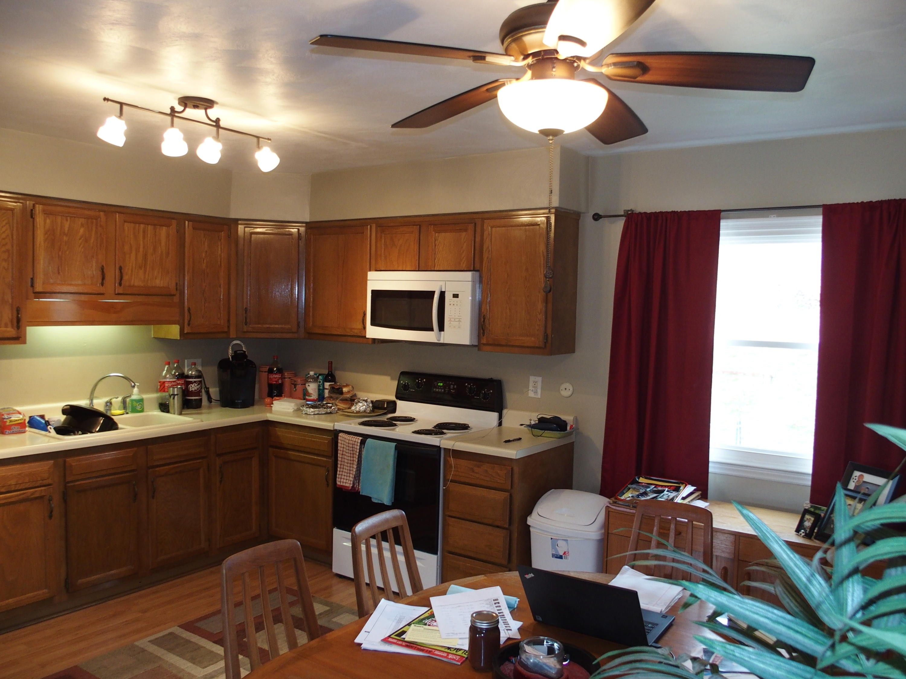 5335 Starkey Road Roanoke, VA 24018 - Photo 3 of 12 PB260147