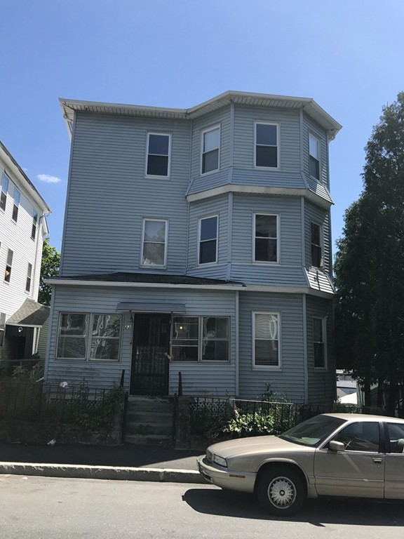 23 Esther Street Worcester, MA 01607 - Photo 1 of 30 Gallery Image 1