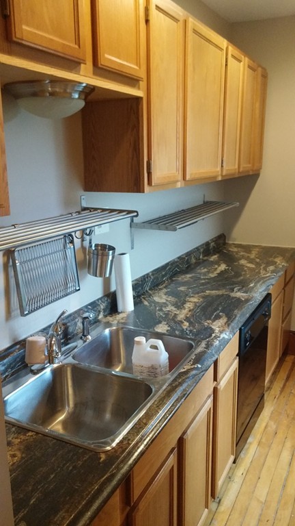 23 Esther Street Worcester, MA 01607 - Photo 2 of 30 Gallery Image 2