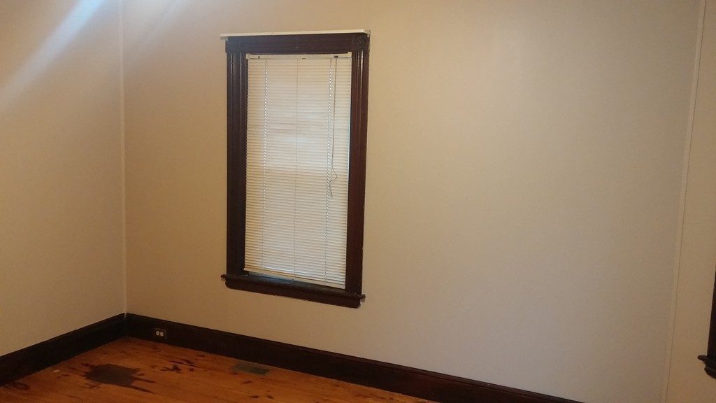23 Esther Street Worcester, MA 01607 - Photo 9 of 30 Gallery Image 9