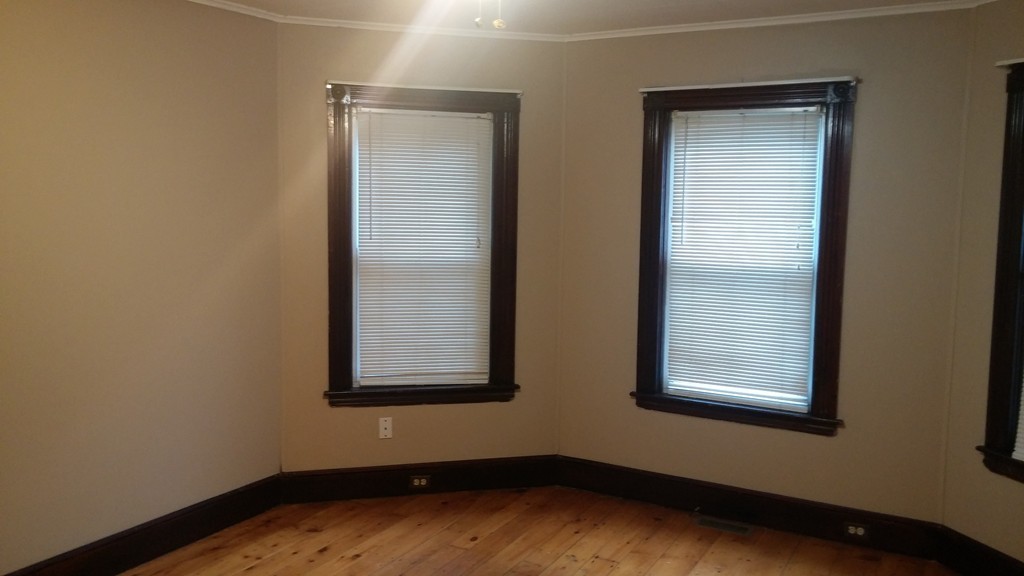 23 Esther Street Worcester, MA 01607 - Photo 10 of 30 Gallery Image 10