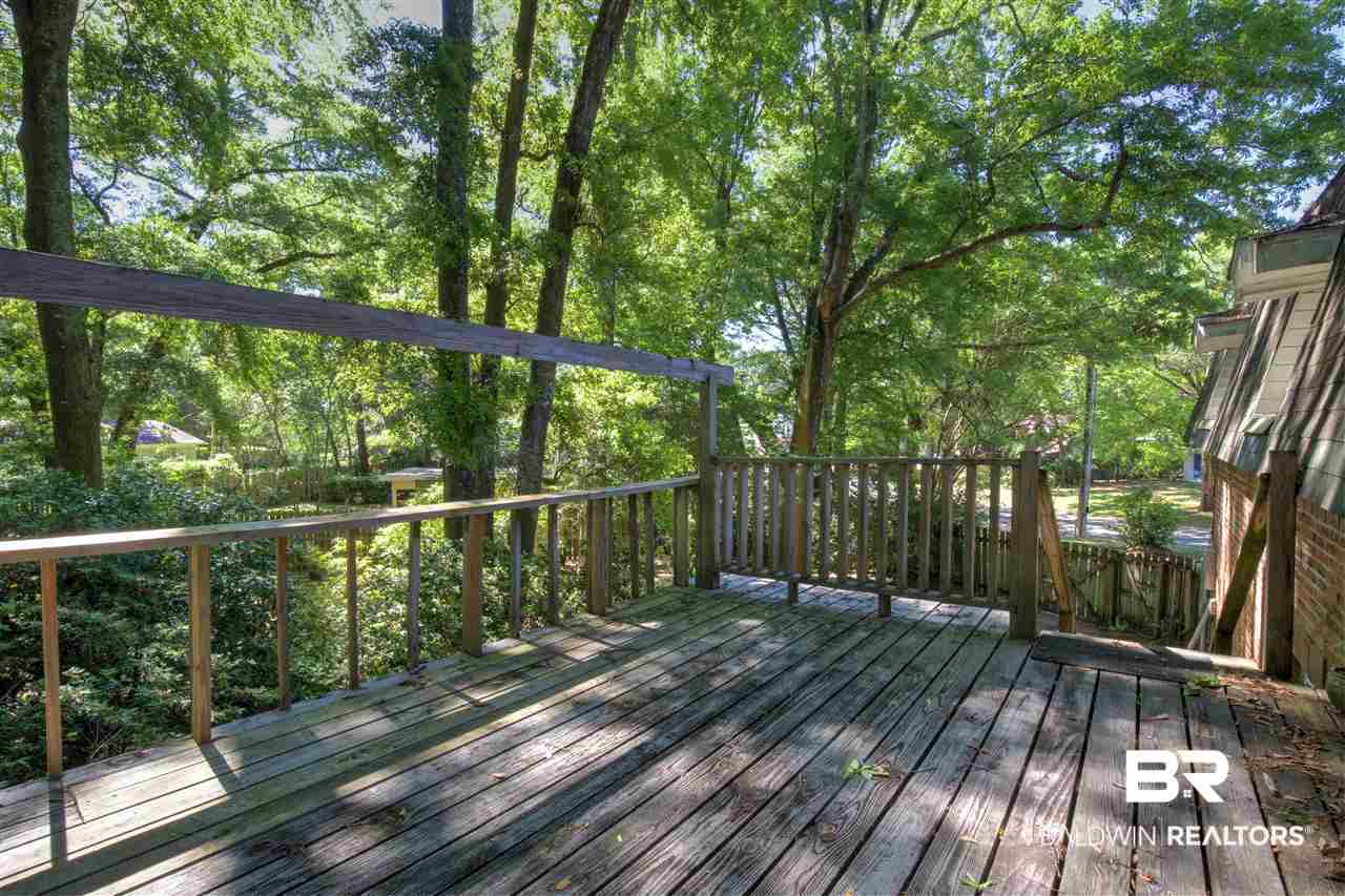 106 Ronforth Street Fairhope, AL 36532 - Photo 13 of 16
