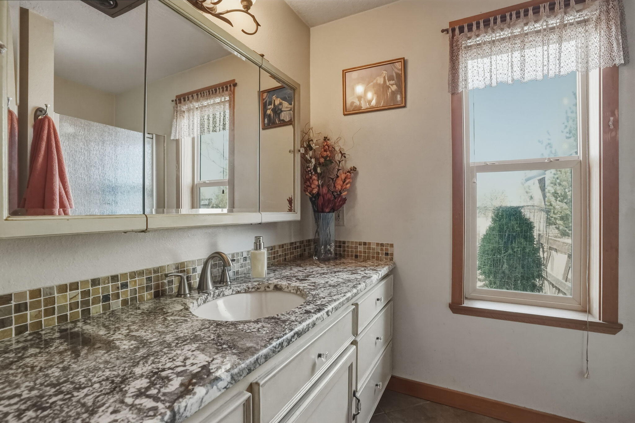 7950 Southwest Copley Road Powell Butte, OR 97753 - Photo 17 of 56 39-web-or-mls-Riley_Visuals_039